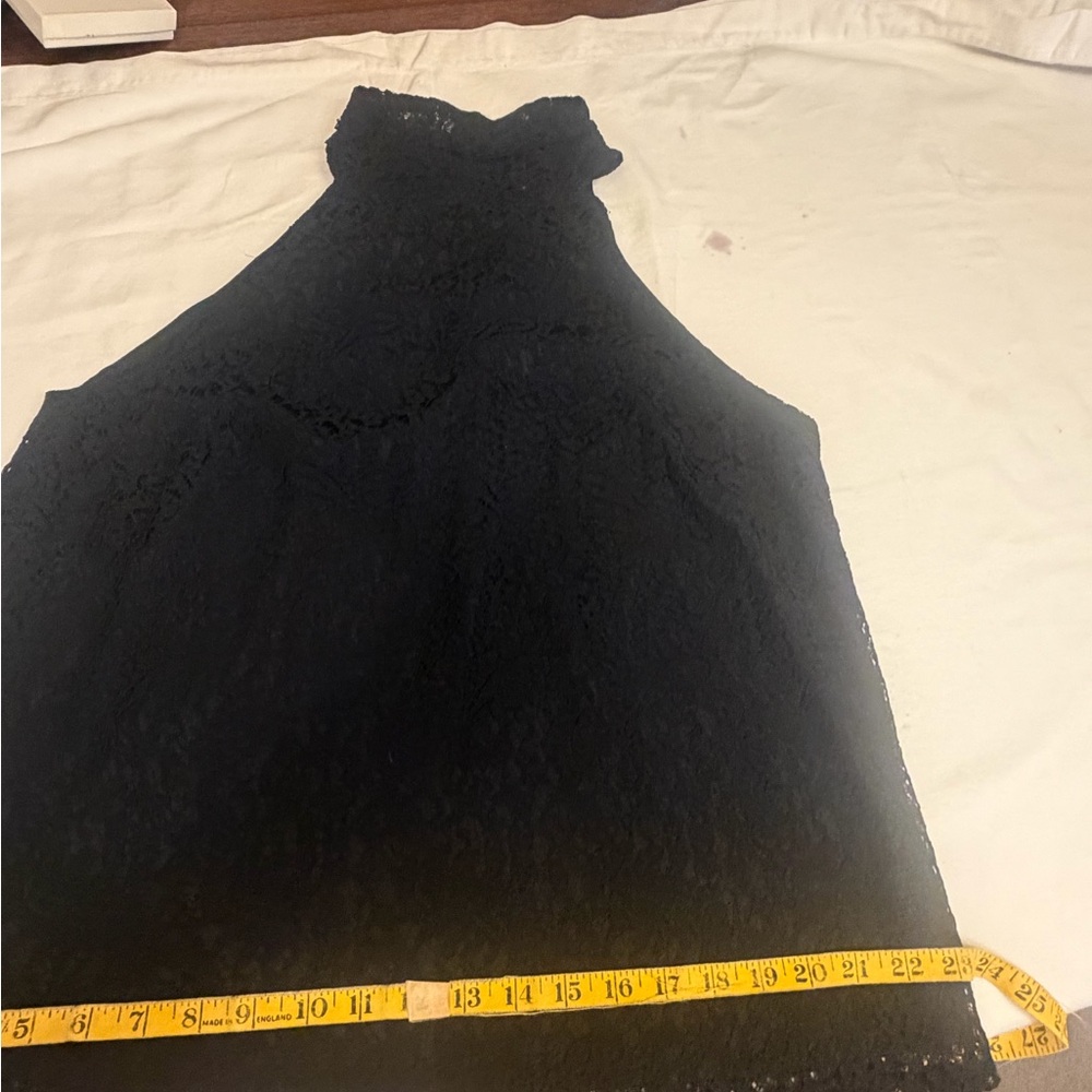 Express Black Lace Sleeveless Blouse - Picture 7 of 7